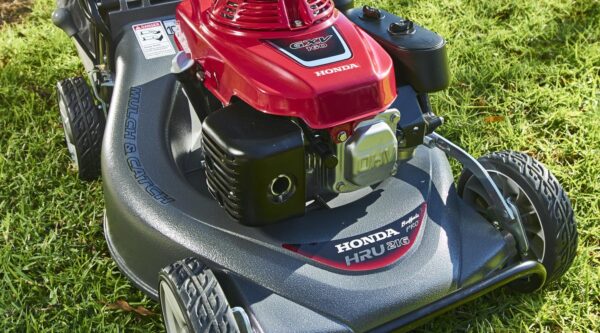 HONDA HRU216 Lawn Mower